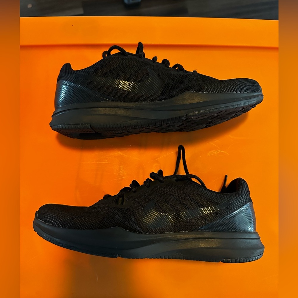 Nike Women In Season Tr 7